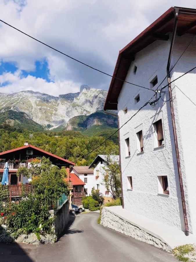 Apartma Pep Kobarid Esterno foto